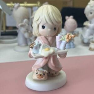 Precious Moments “My Heart Spills Over For You, Mom” Figurine